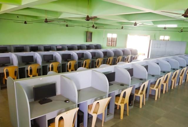 IQRA BCA College Bharuch Computer Lab photo 4